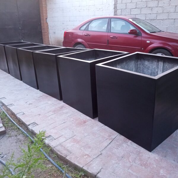 6 Cubos de 70 cms para Agua Prieta, Sonora.