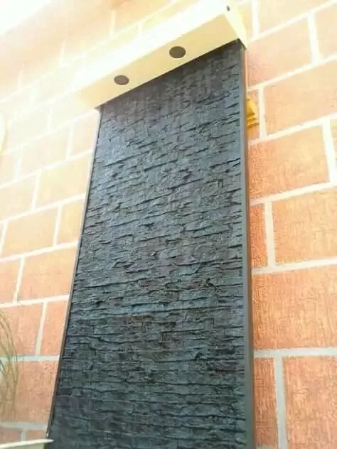 Muro Llorón Vertical Piedra Laja en fibra de vidrio 1.90 x 90 cms.